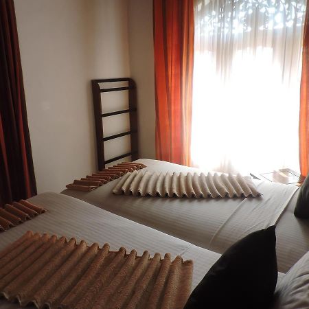 Samaya Beach Hotel Унаватуна Екстериор снимка