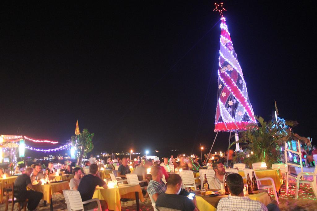 Samaya Beach Hotel Унаватуна Екстериор снимка