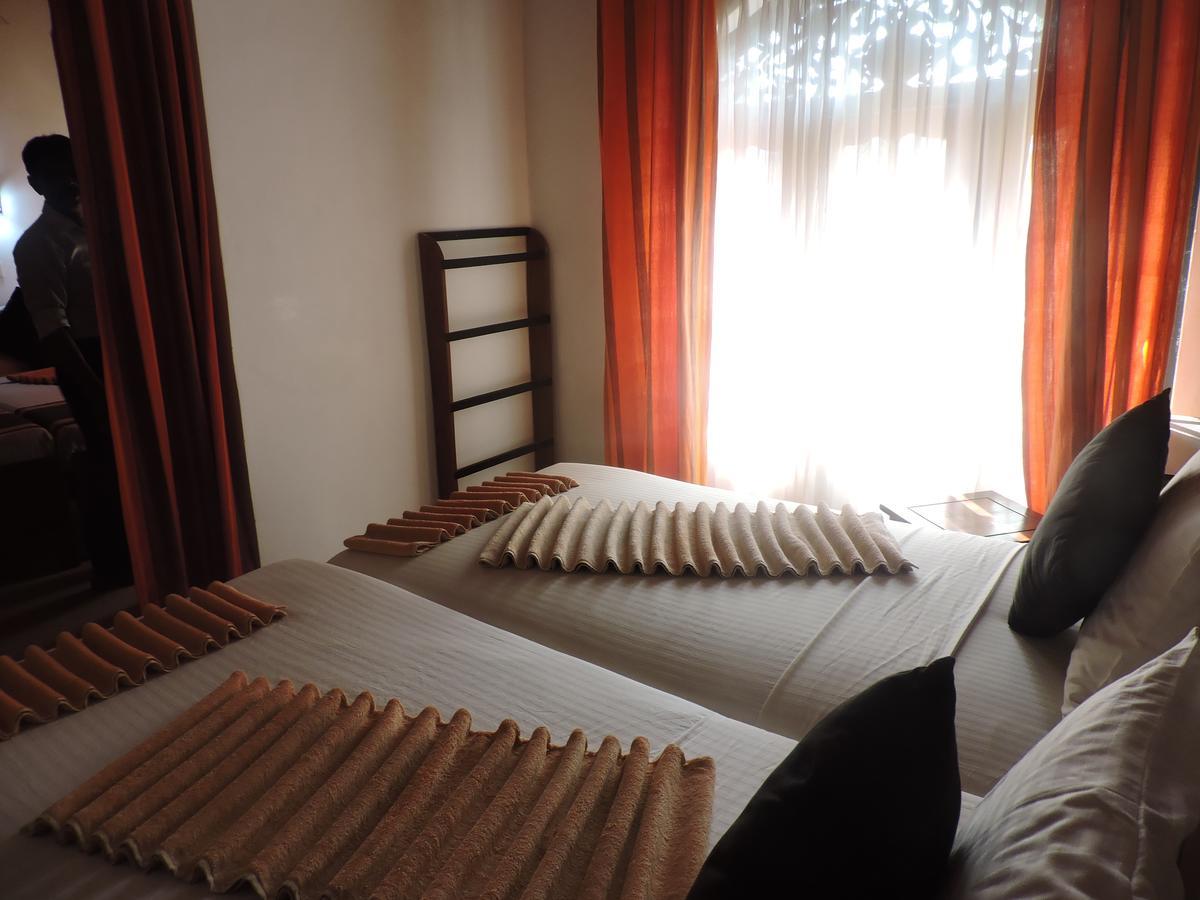 Samaya Beach Hotel Унаватуна Екстериор снимка
